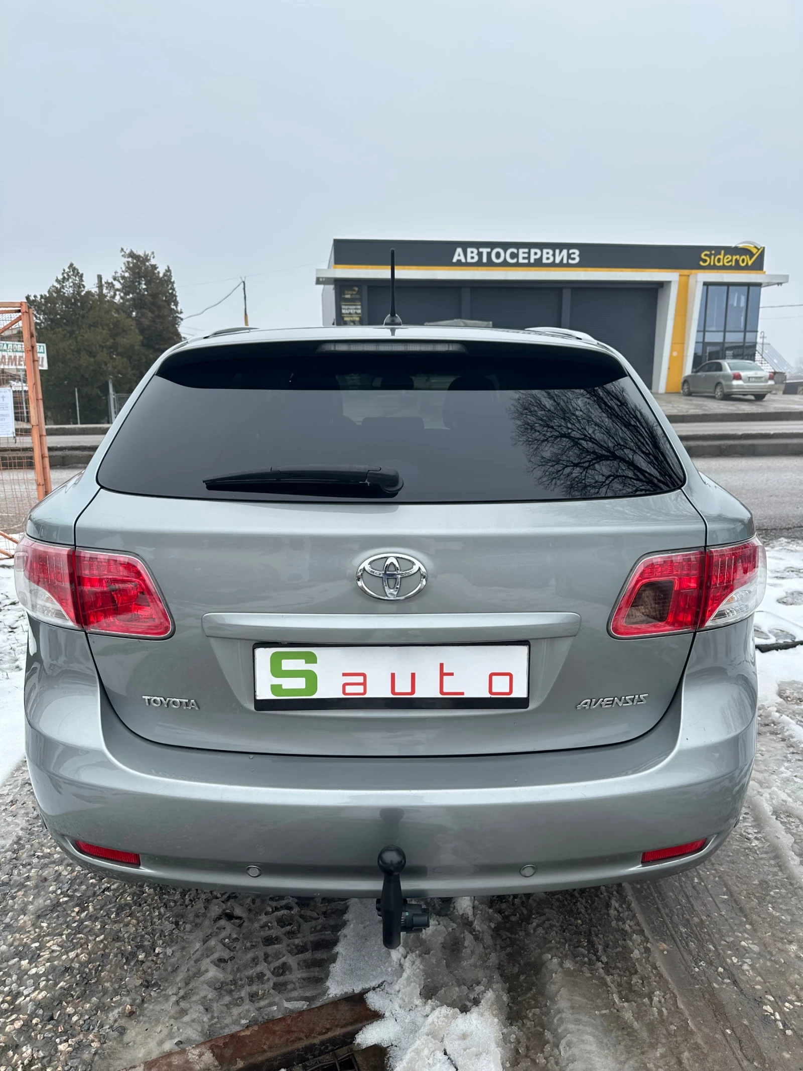 Toyota Avensis 2.0 D-4D - изображение 4