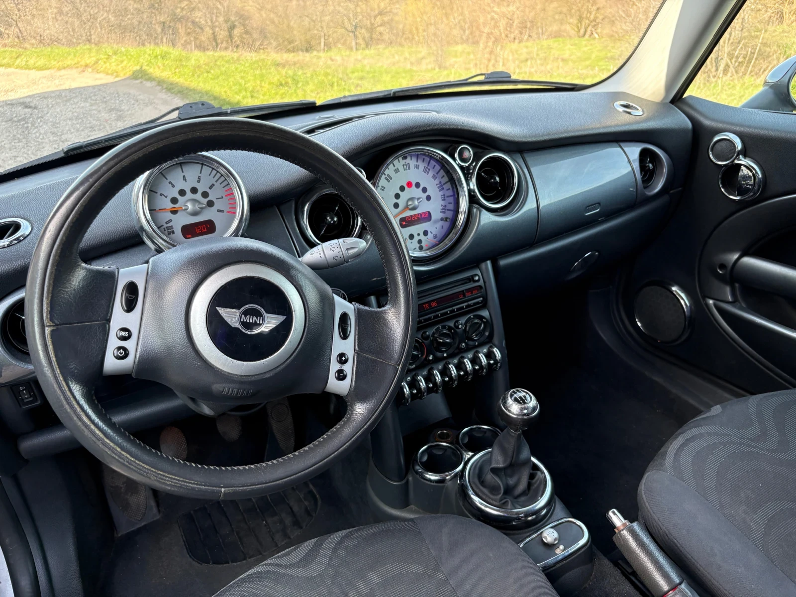 Mini Cooper 1.6i* 90hp, снимка 12 - Автомобили и джипове - 53757342