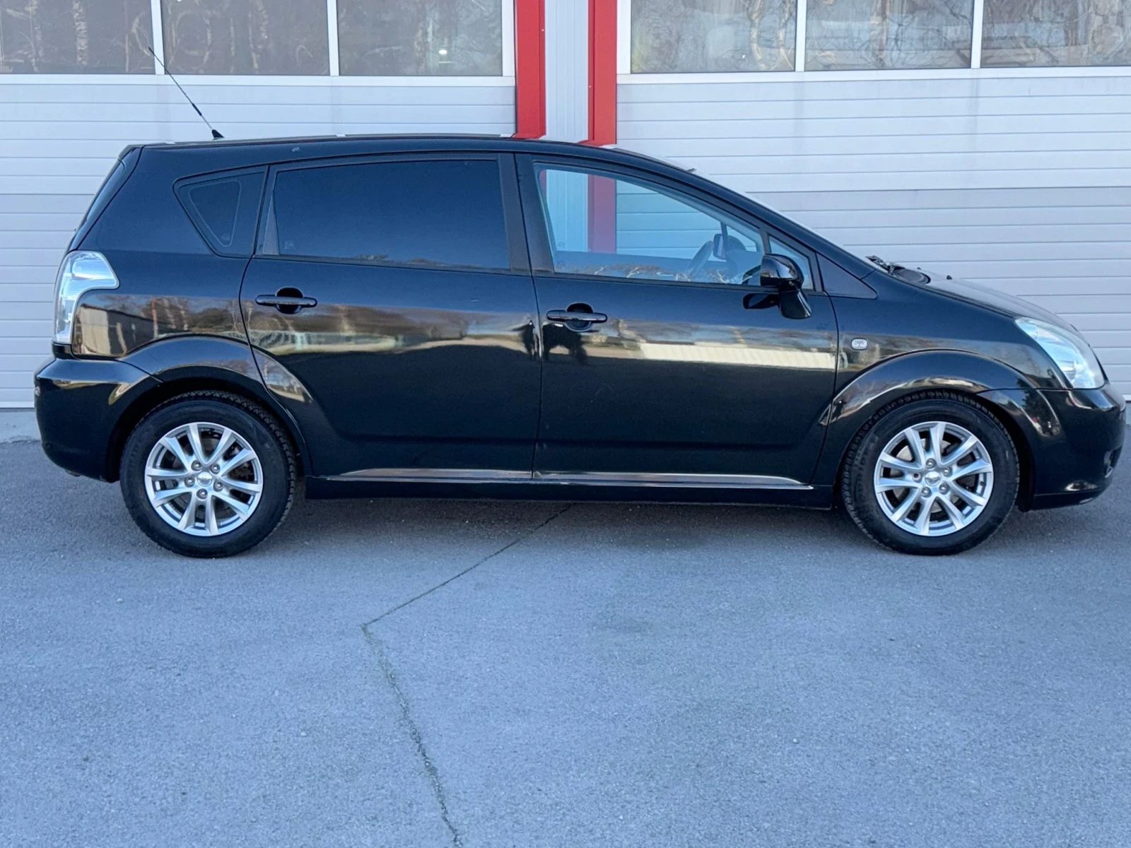 Toyota Corolla verso 2.2D-4D START STOP KLIMATIK 6-СКОРОСТИ ЛИЗИНГ!!!, снимка 7 - Автомобили и джипове - 54138776