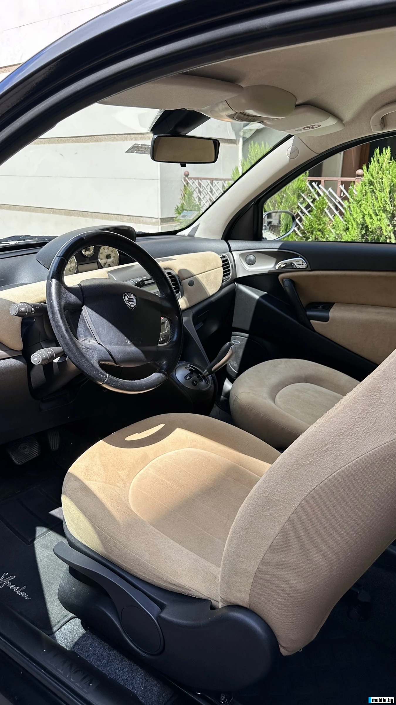 Lancia Ypsilon, снимка 11 - Автомобили и джипове - 54717696