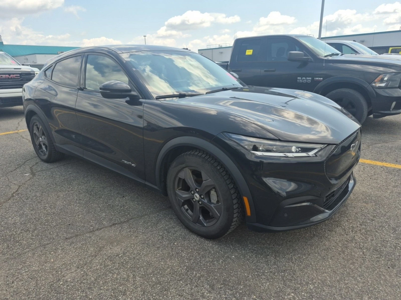Ford Mustang Mach-E SELECT Автокредит Цена до България, снимка 2 - Автомобили и джипове - 55574395