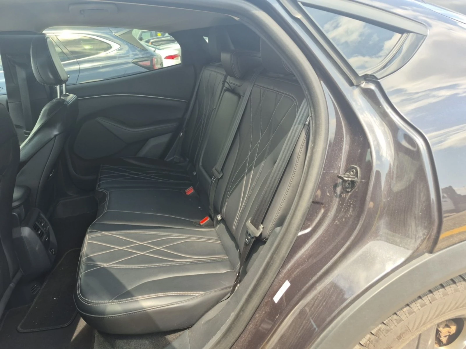 Ford Mustang Mach-E SELECT Автокредит Цена до България, снимка 11 - Автомобили и джипове - 55574395