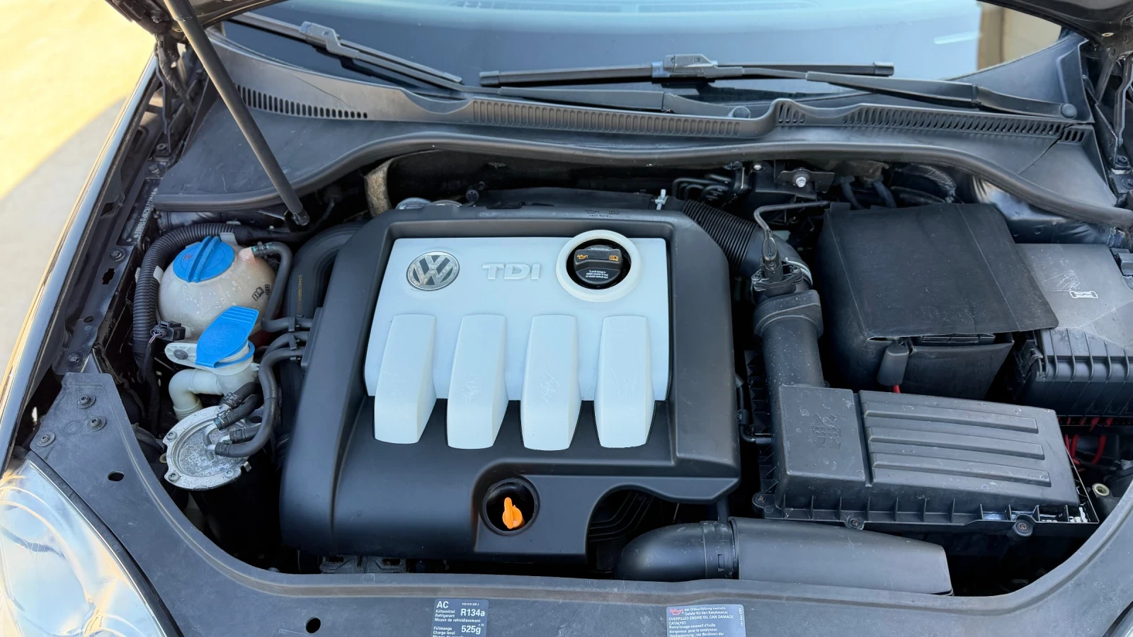 VW Golf 1.9tdi 105k.c* 6 скорости* UNIKAT* 3 броя, снимка 17 - Автомобили и джипове - 55592101