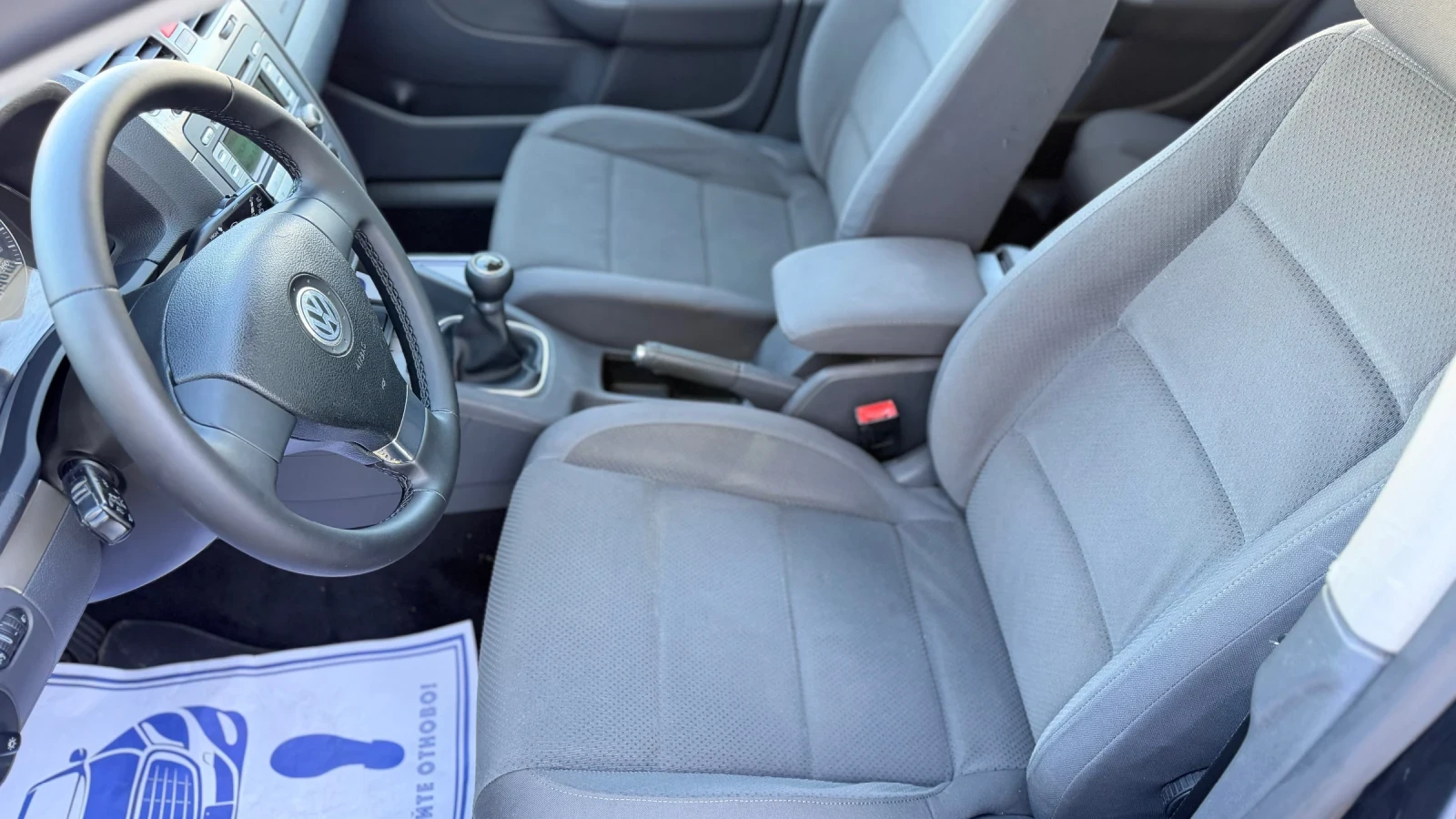 VW Golf 1.9tdi 105k.c* 6 скорости* UNIKAT* 3 броя, снимка 7 - Автомобили и джипове - 55592101