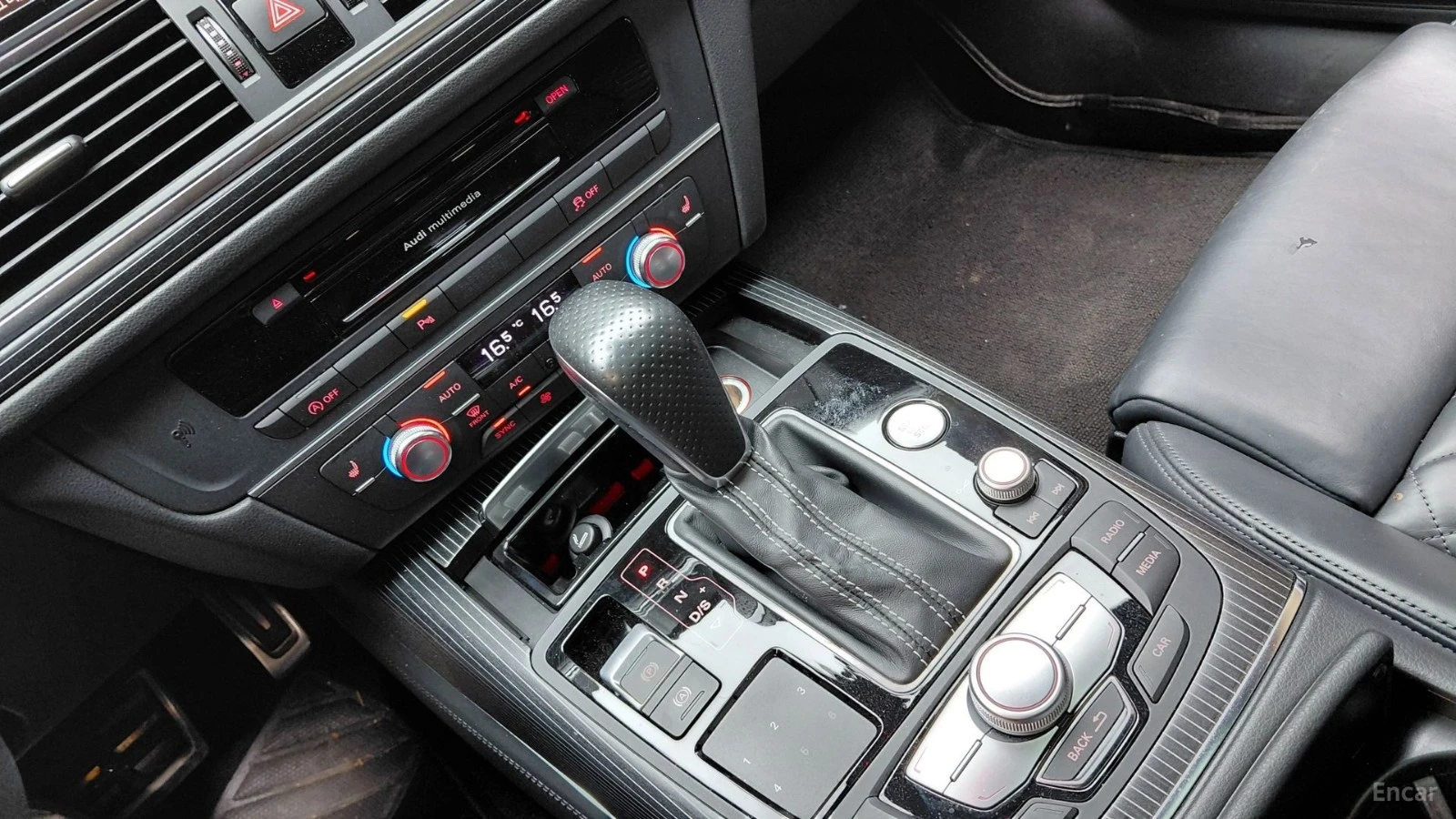 Audi A6 40 TDI QUATTRO* КОЖА* НАВИ* ПАНО* 360* HUD, снимка 7 - Автомобили и джипове - 55597275