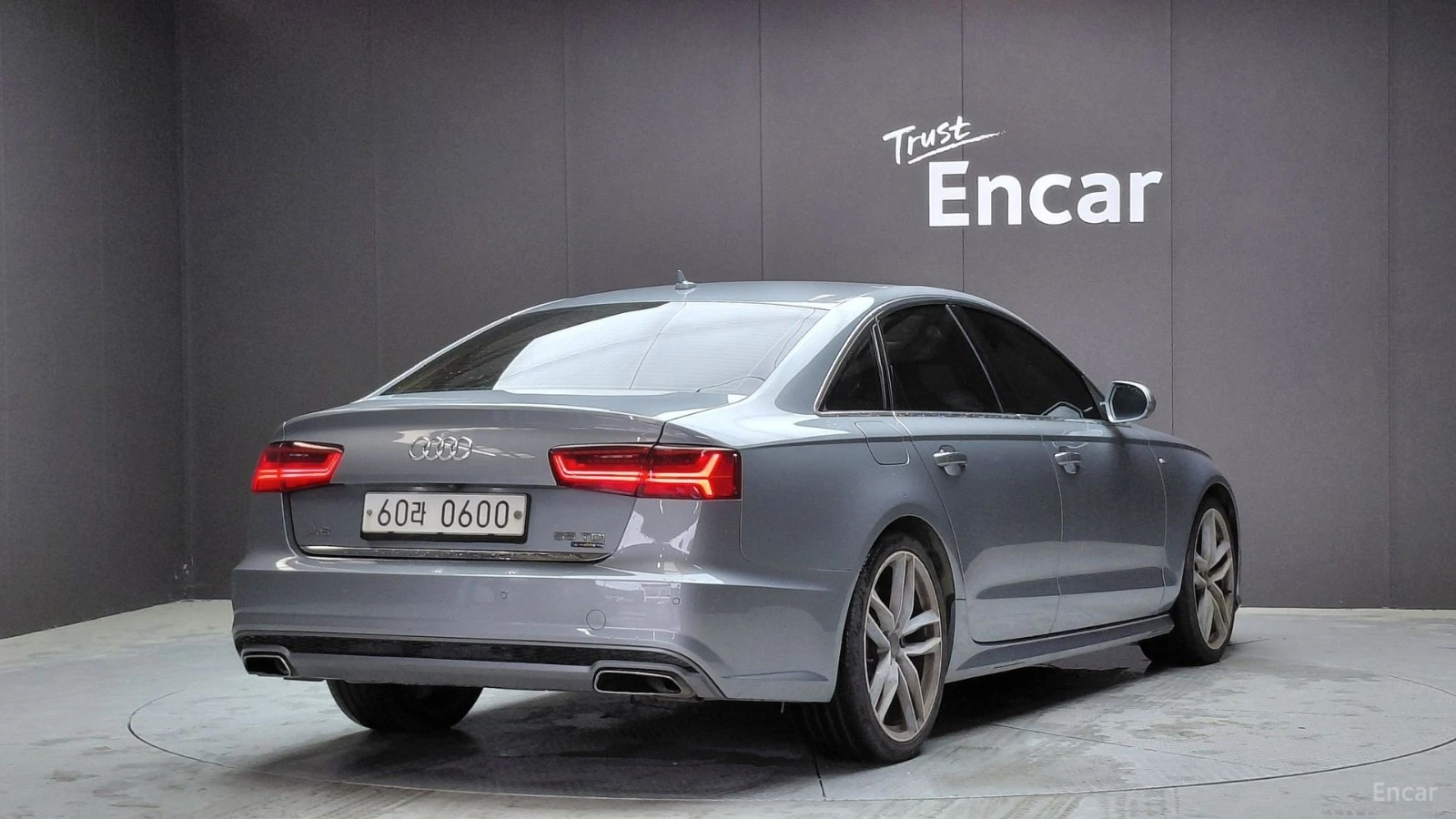 Audi A6 40 TDI QUATTRO* КОЖА* НАВИ* ПАНО* 360* HUD, снимка 2 - Автомобили и джипове - 55597275