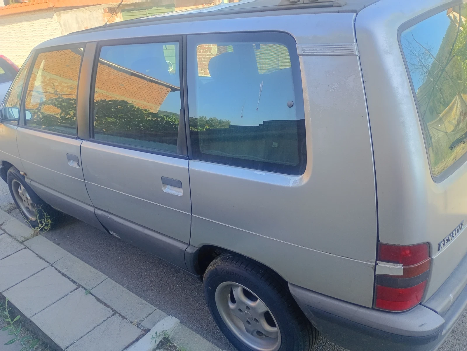 Renault Espace, снимка 3 - Автомобили и джипове - 55678517