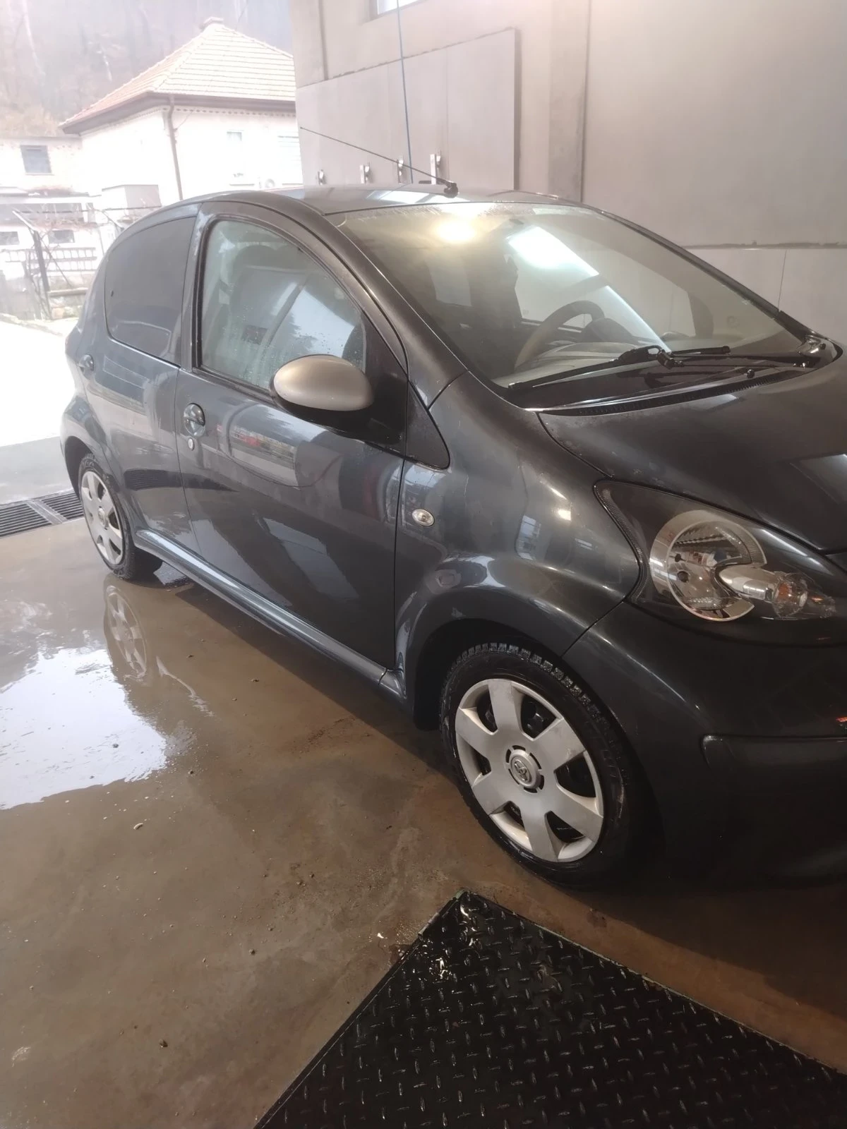 Toyota Aygo, снимка 2 - Автомобили и джипове - 55682516