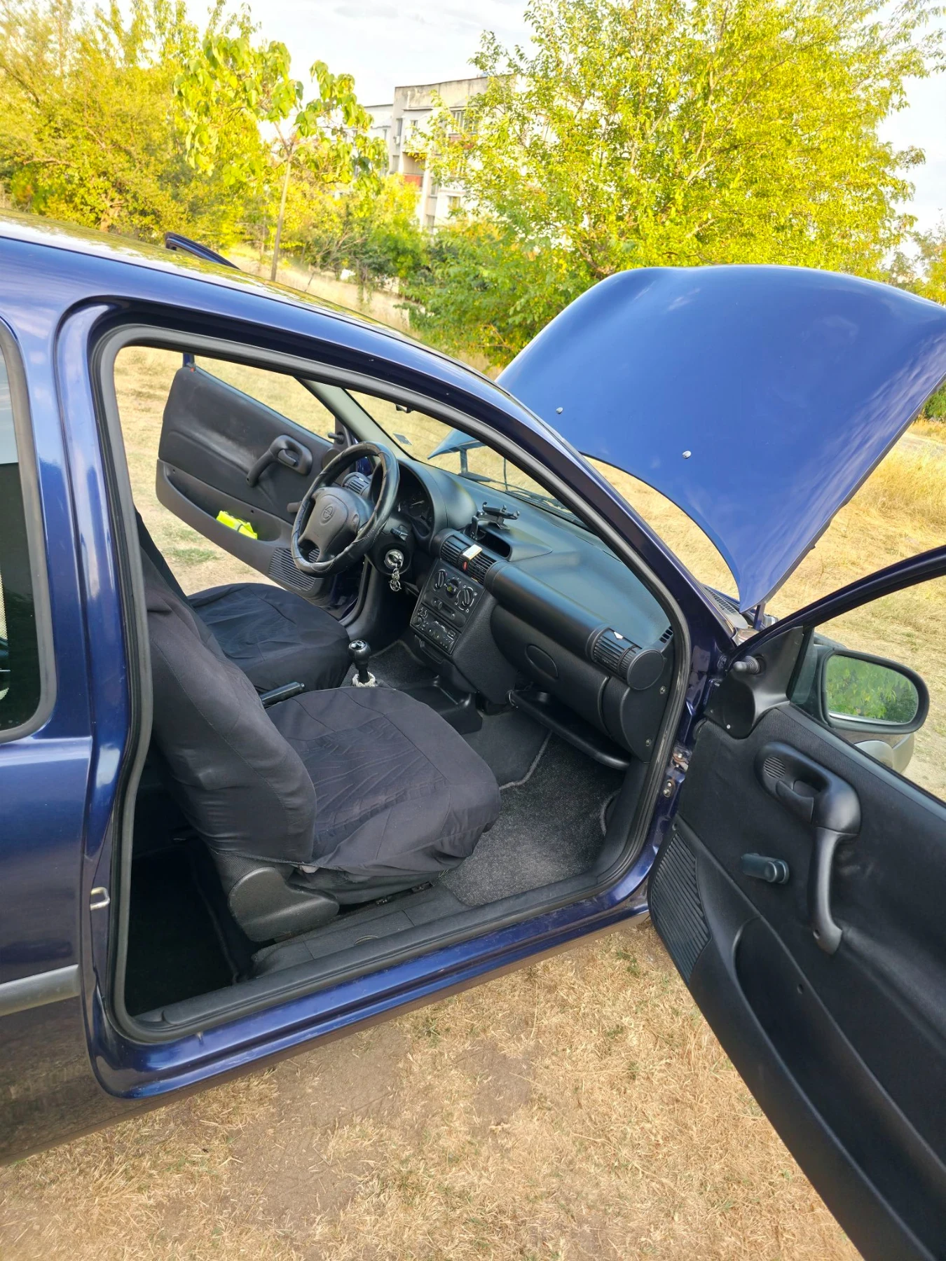 Opel Corsa 1.0i, 12V, снимка 14 - Автомобили и джипове - 55805055