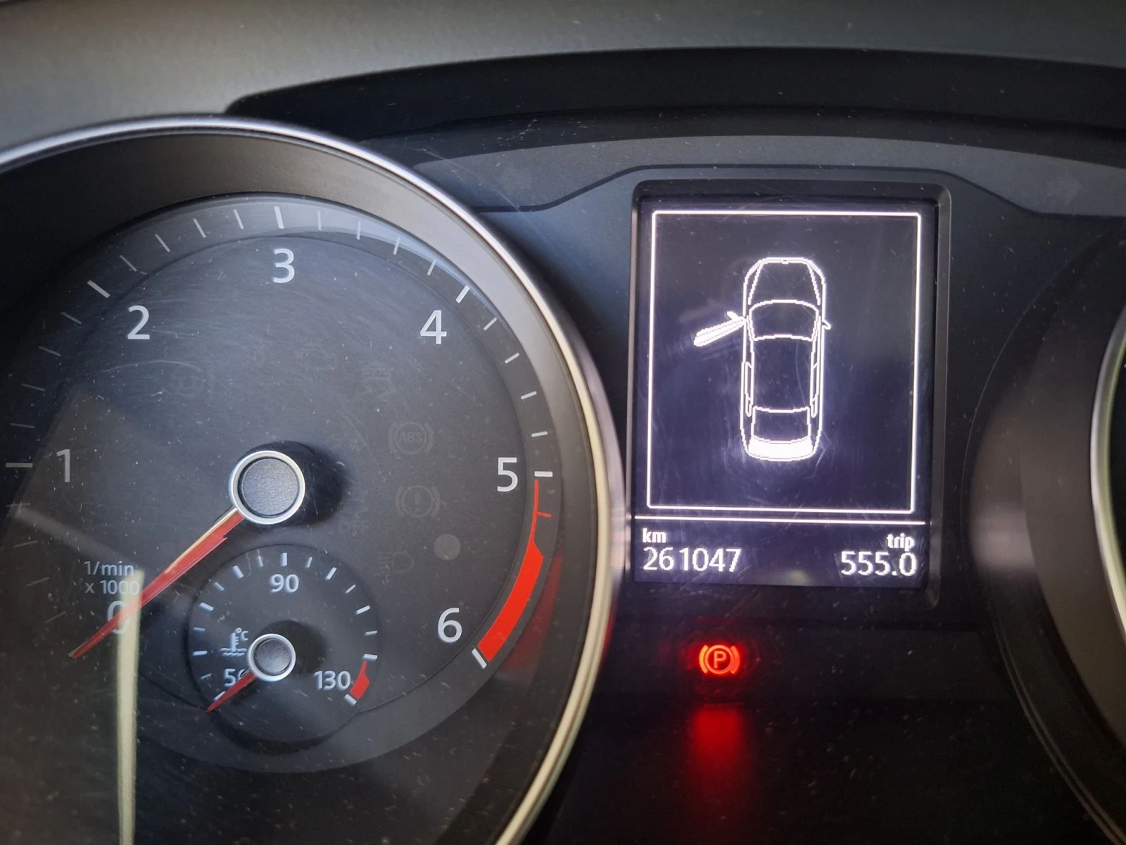 VW Passat, снимка 8 - Автомобили и джипове - 56007049