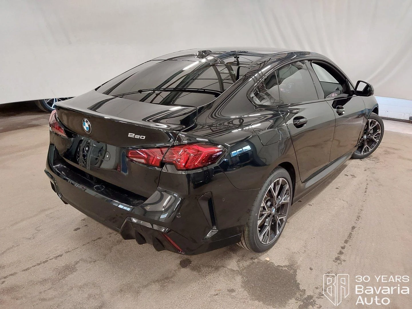 BMW 220 Gran Coupe Steptronic, снимка 3 - Автомобили и джипове - 56633715