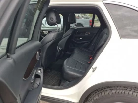 Mercedes-Benz GLC 300 * CARFAX * 2 КЛЮЧА * ПАНОРАМА * ПОДГРЕВИ * , снимка 12