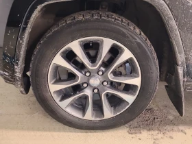 Jeep Grand cherokee 2018 OVERLAND * CARFAX * БЕЗ ПЪРВОНАЧАЛНА ВНОСКА - 17650 € / 34520.40 лв. - 64630293 5