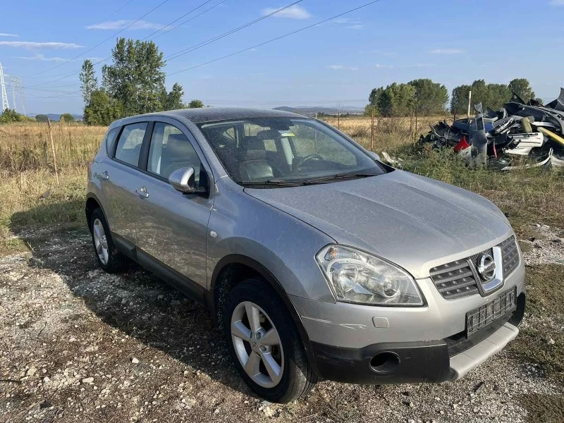 Nissan Qashqai 2.0dci, снимка 1 - Автомобили и джипове - 46560715