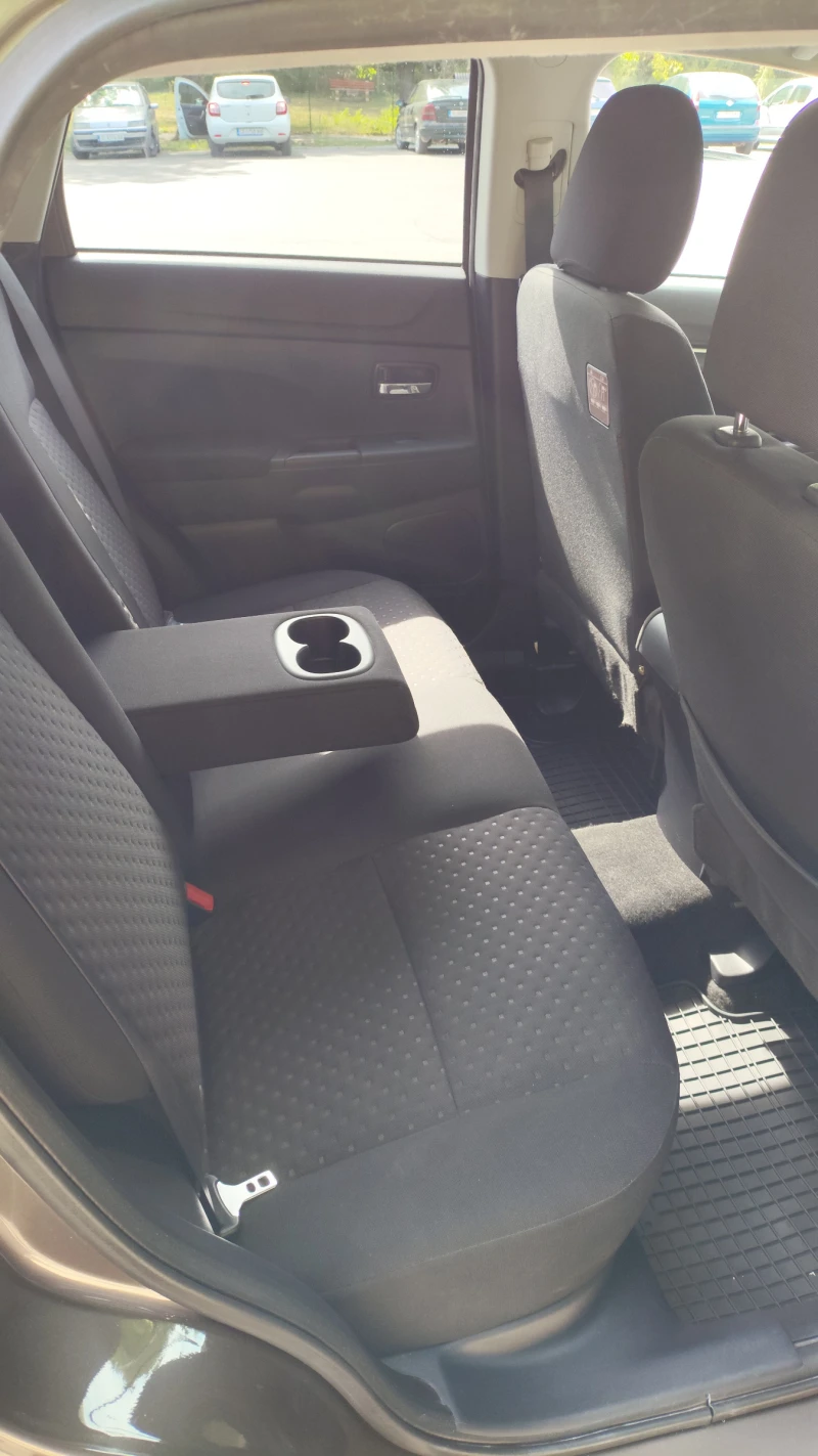 Mitsubishi ASX 1.6 Intense, снимка 12 - Автомобили и джипове - 52060327