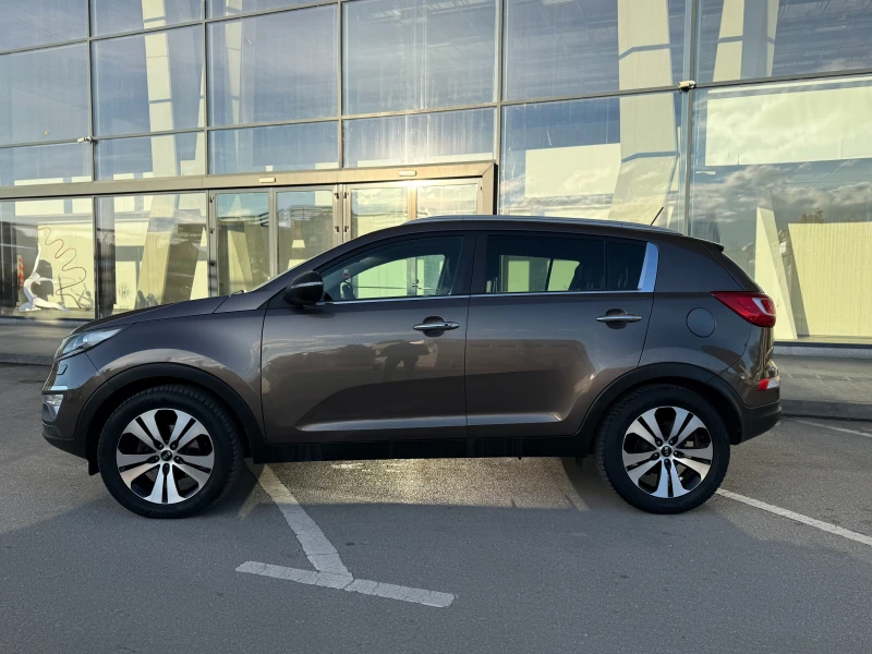 Kia Sportage 6 МЕСЕЦА ГАРАНЦИЯ/2.0CRDI 136к.с. 6 Скорости, снимка 2 - Автомобили и джипове - 52635757