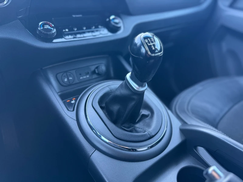 Kia Sportage 6 МЕСЕЦА ГАРАНЦИЯ/2.0CRDI 136к.с. 6 Скорости, снимка 11 - Автомобили и джипове - 52635757