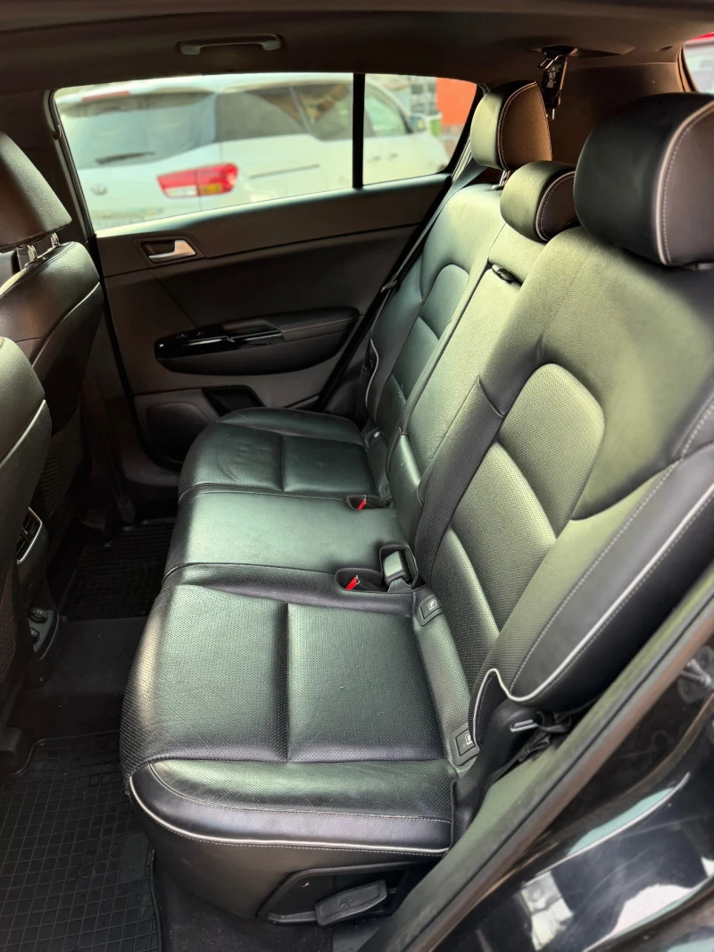 Kia Sportage 1.6 T-GDI 177к.с. GT-line , снимка 9 - Автомобили и джипове - 52838589