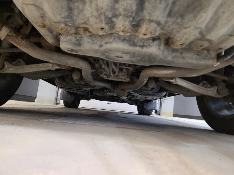 Jeep Grand cherokee 2018 OVERLAND * CARFAX * БЕЗ ПЪРВОНАЧАЛНА ВНОСКА, снимка 16 - Автомобили и джипове - 53008357