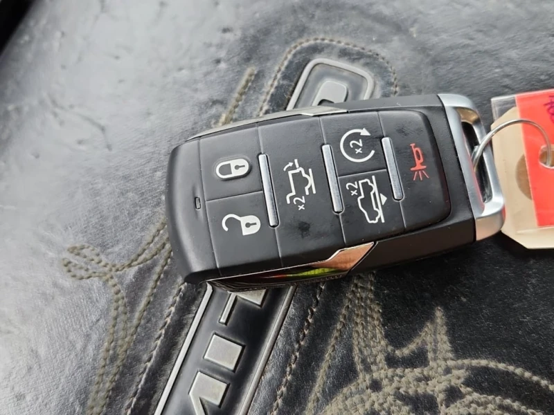 Dodge RAM 1500 * LIMITED CREW CAB SHORT BED * CARFAX * БЕЗ ПЪРВОН, снимка 8 - Автомобили и джипове - 53150053