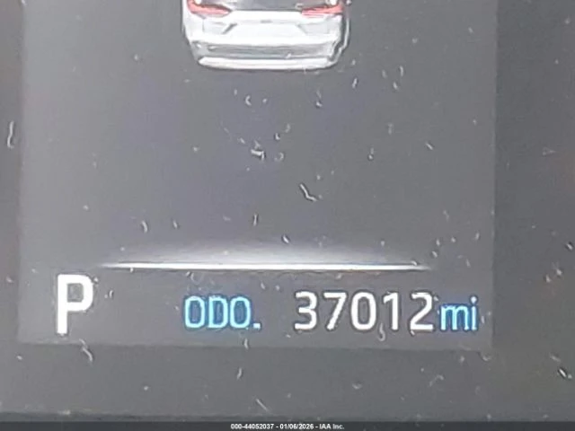 Toyota Rav4 HYBRID XLE, снимка 15 - Автомобили и джипове - 53440335