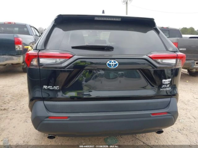 Toyota Rav4 HYBRID XLE, снимка 16 - Автомобили и джипове - 53440335