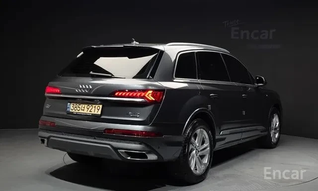 Audi Q7 45TDI| MATRIX| ОБДУХ| HUD| 2 КЛЮЧА| ЦЕНА Д, снимка 2 - Автомобили и джипове - 55363141