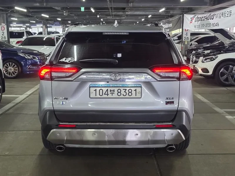 Toyota Rav4 2.5 2Wd, снимка 7 - Автомобили и джипове - 55748458