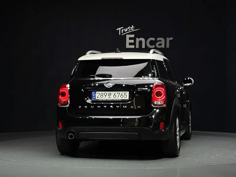 Mini Countryman 2.0D, снимка 4 - Автомобили и джипове - 56324877