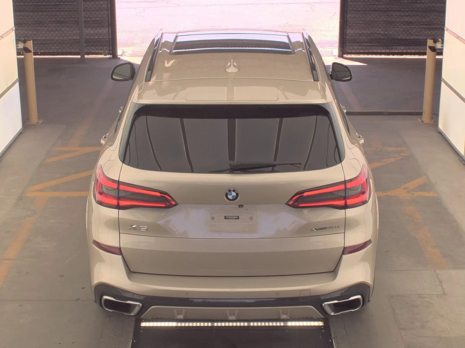 BMW X5 M-PACK* M-ОКАЧВАНЕ* 4-ZONE* PANO* PANO* SHODOWLINE - изображение 4