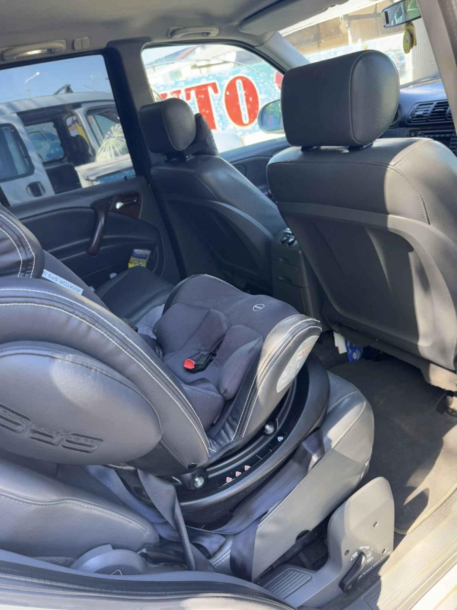 Mercedes-Benz ML 320  - изображение 8