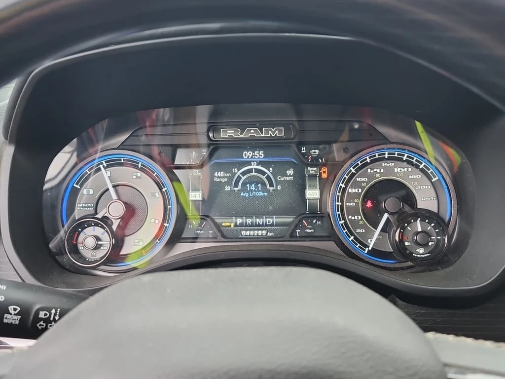 Dodge RAM 1500 * LIMITED CREW CAB SHORT BED * CARFAX * ��� ������ | Mobile.bg � ����������� 9