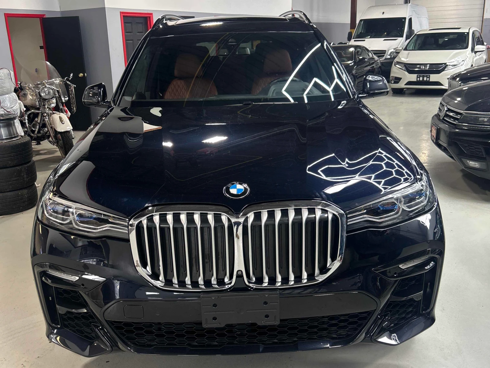 BMW X7 xDrive50i* 360view* �������* H/K* ��������*  | Mobile.bg � ����������� 1