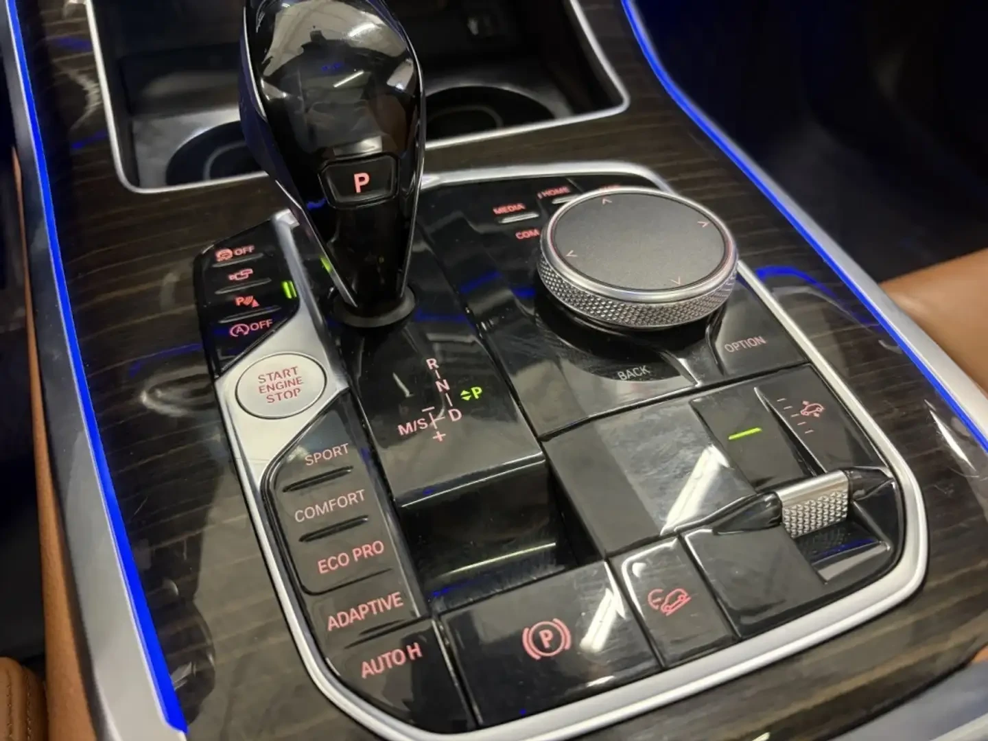 BMW X7, снимка 10 - Автомобили и джипове - 54062081