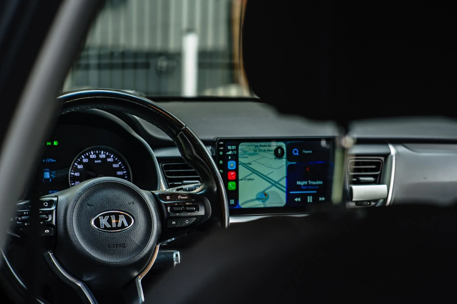 Kia Stonic T-GDI, снимка 10 - Автомобили и джипове - 54622577