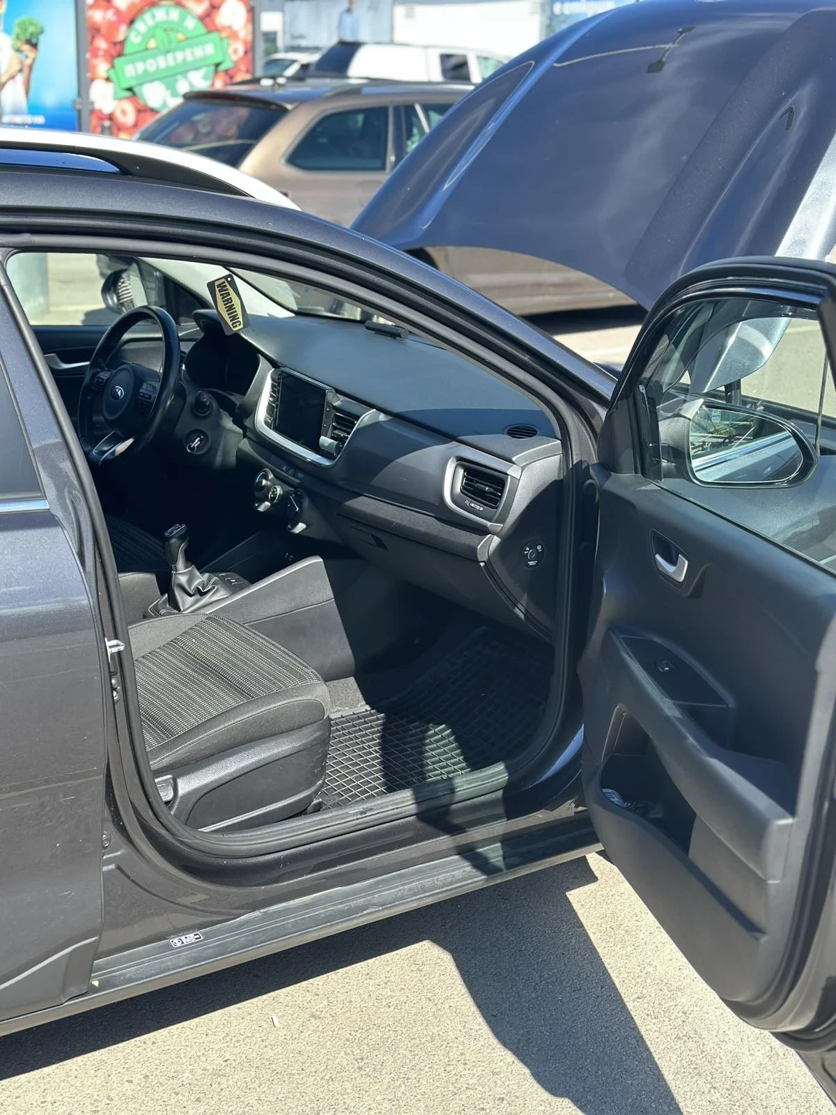 Kia Stonic T-GDI, снимка 5 - Автомобили и джипове - 54622577