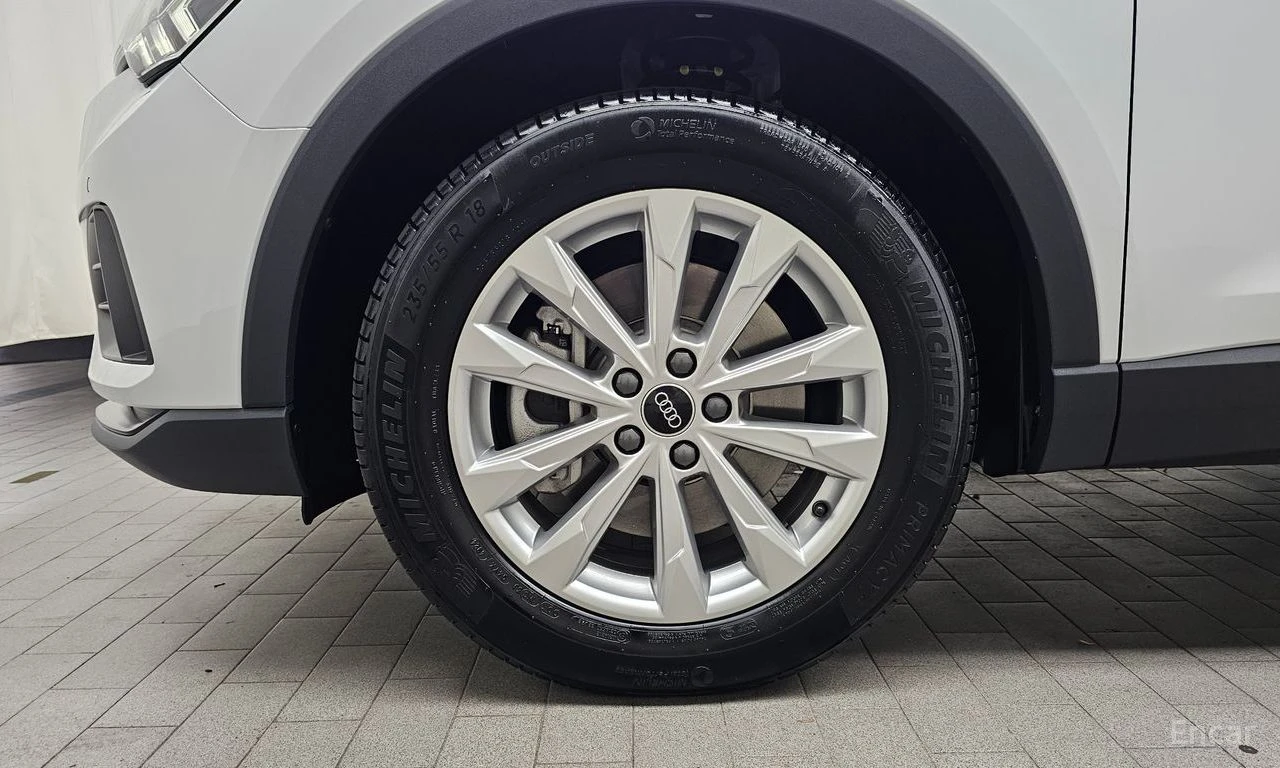 Audi Q3 40* TFSI* QUATTRO* ПОДГРЕВ* НАВИГАЦИЯ, снимка 13 - Автомобили и джипове - 54834965