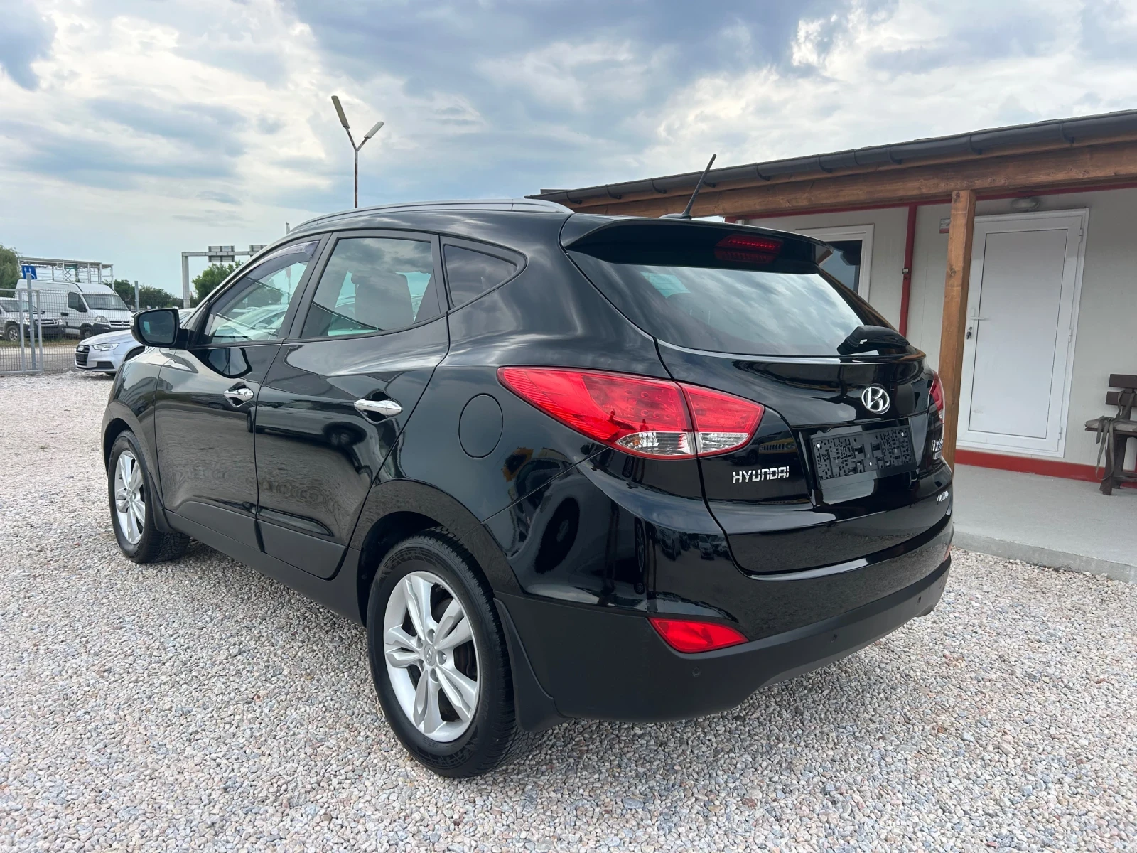 Hyundai IX35 * 2.0CRDI* 184�.�* 4�4* ��������*  | Mobile.bg � ����������� 4