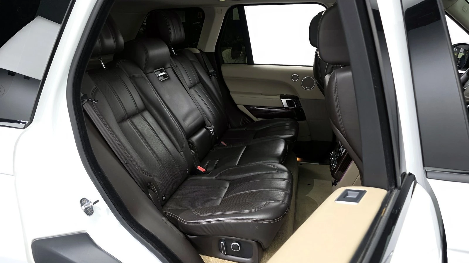 Land Rover Range rover 4.4 SDV8* ���* ���������* �����* 360* ������ ���� | Mobile.bg � ����������� 12