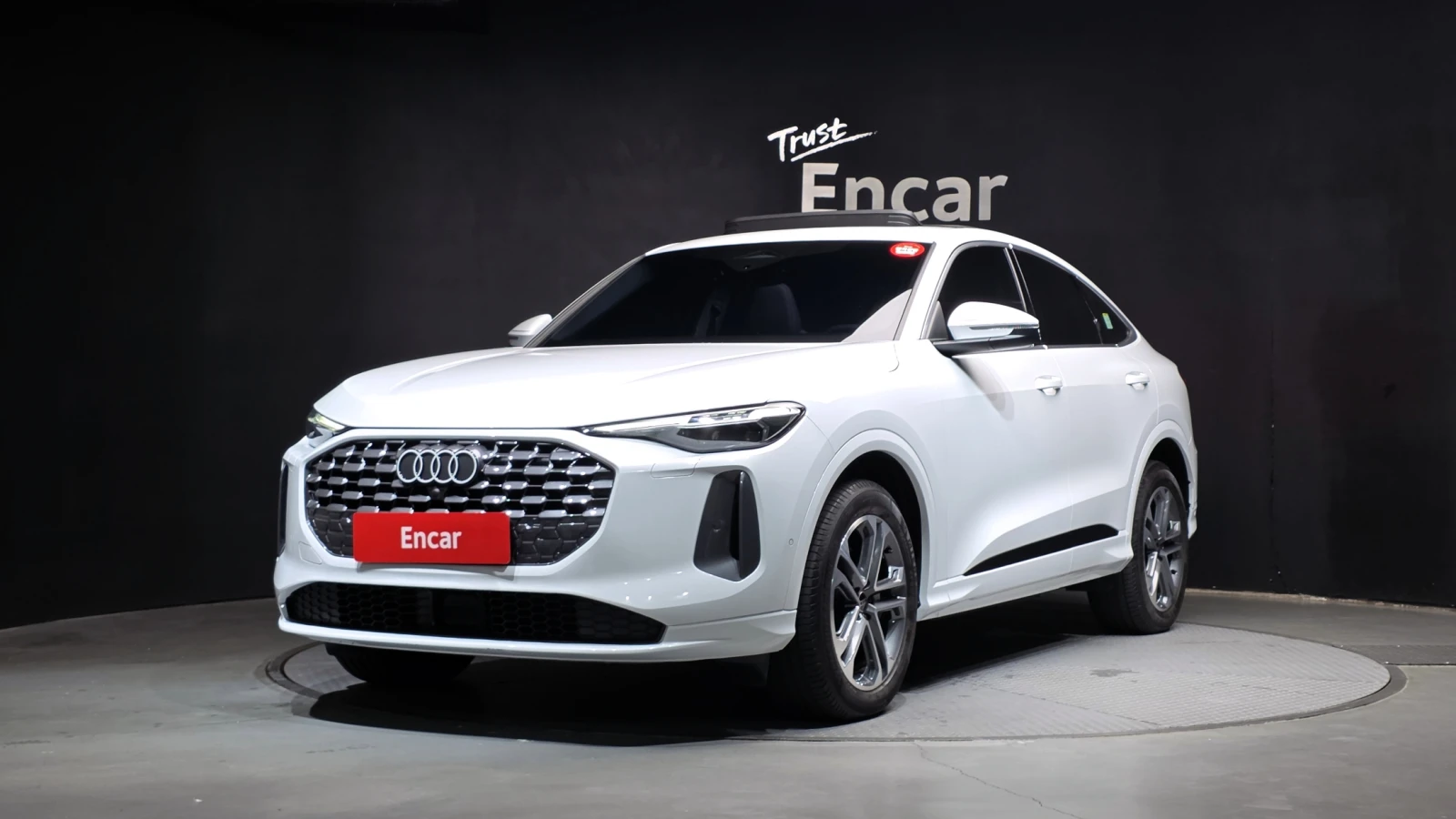 Audi Q5 40 TFSI quattro ЛЮК КРАЙНА ЦЕНА* encareu.com