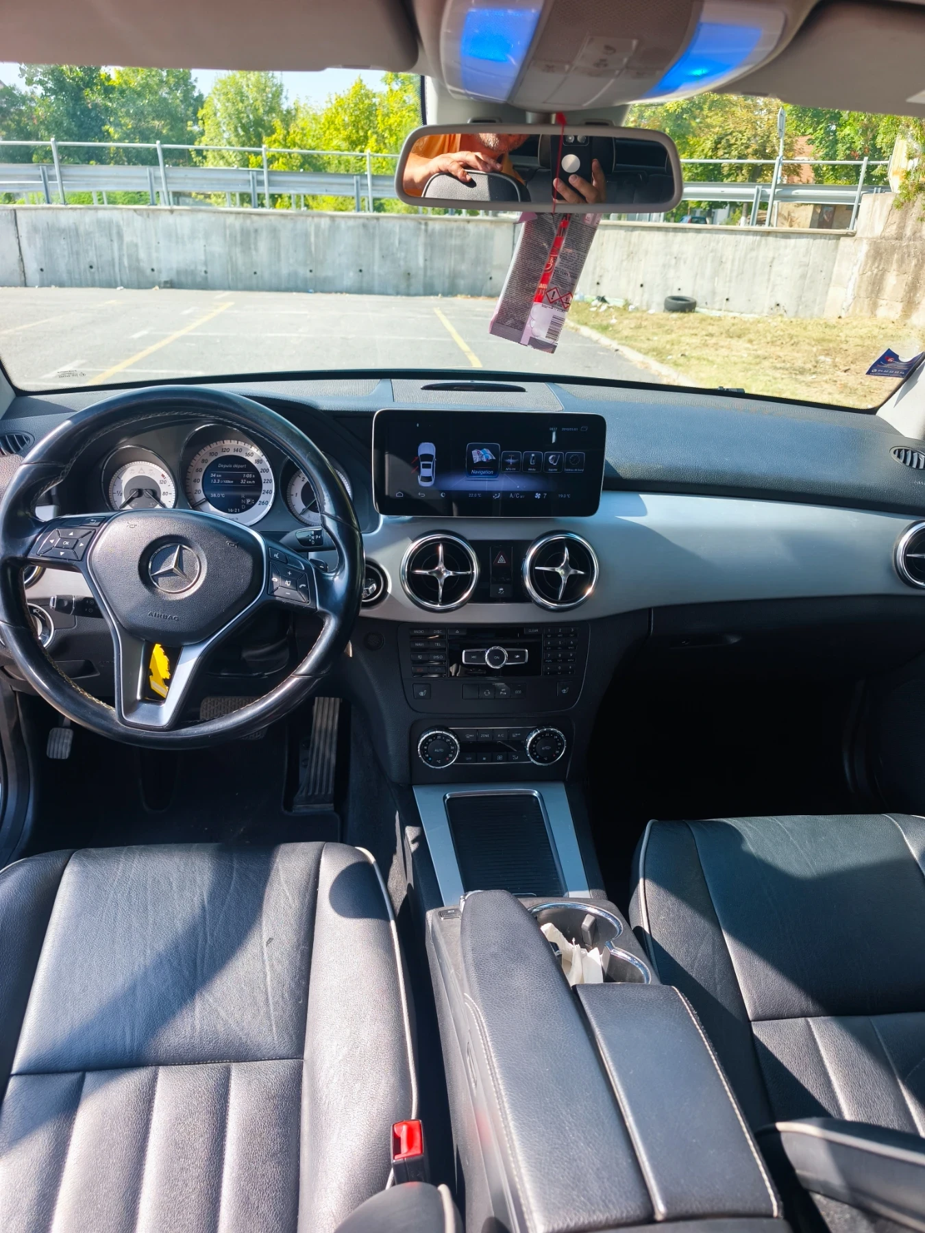 Mercedes-Benz GLK, снимка 14 - Автомобили и джипове - 56535450