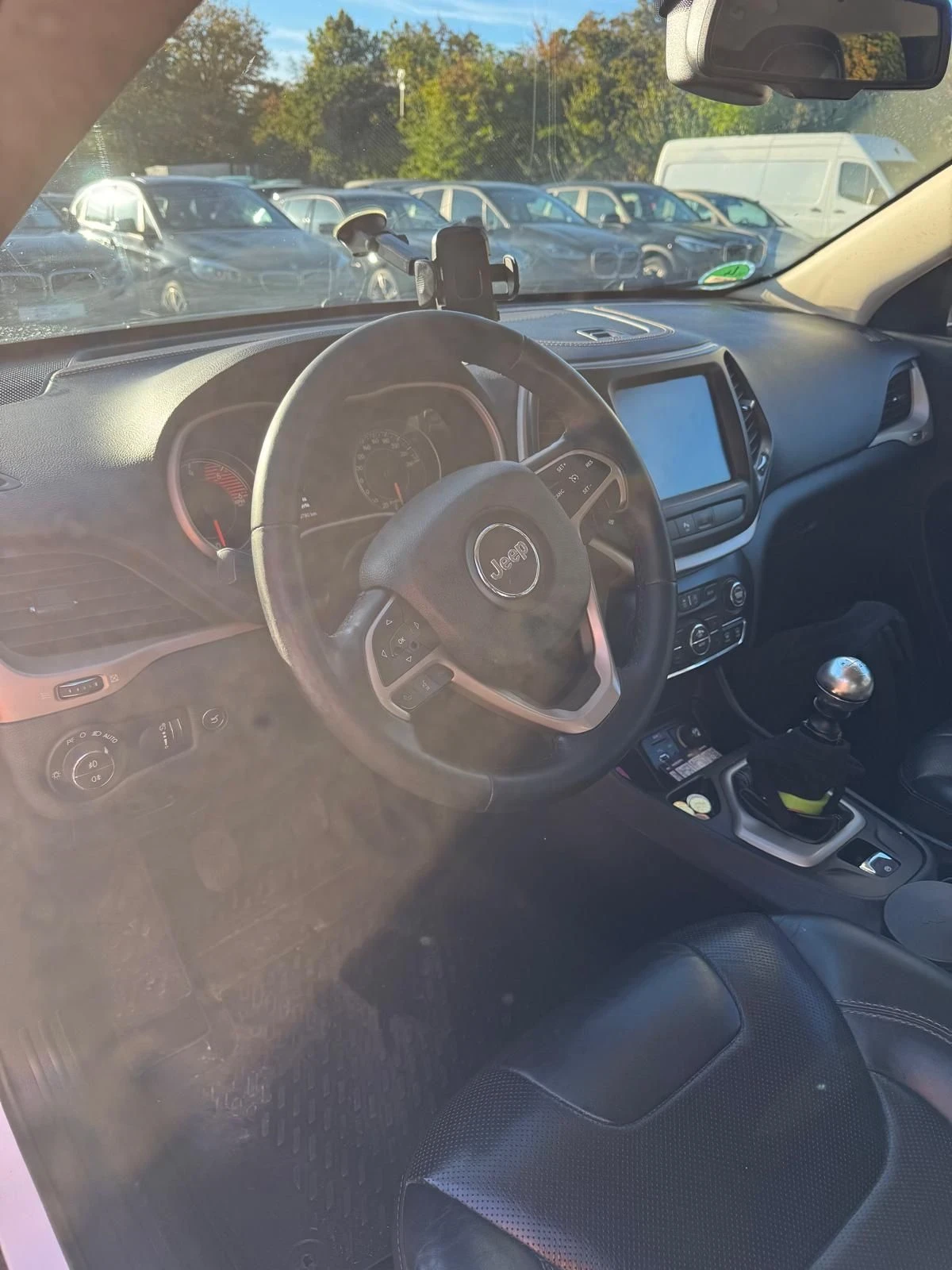 Jeep Cherokee, снимка 5 - Автомобили и джипове - 56635667