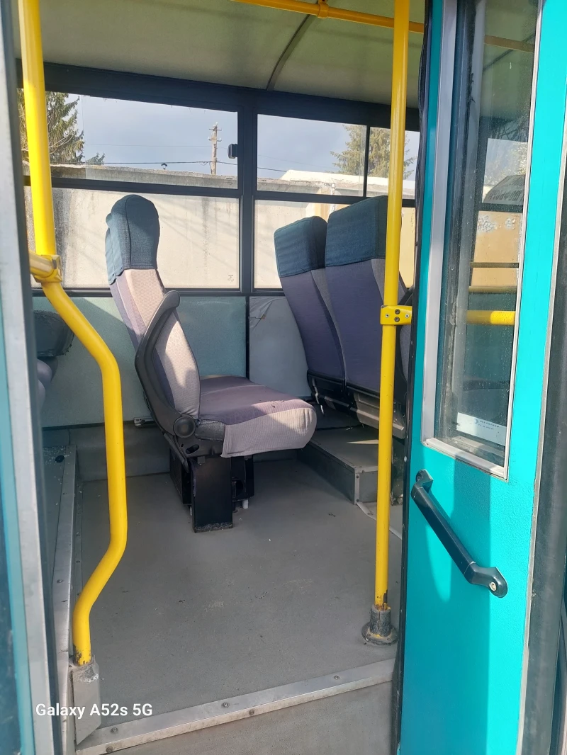 Isuzu Urban 3, снимка 3 - Бусове и автобуси - 52716647