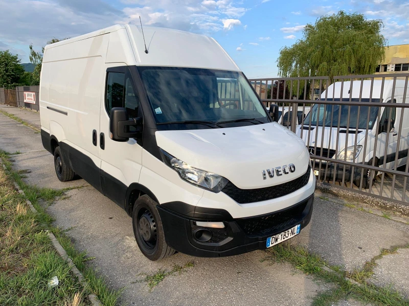 Iveco Daily 35-150 Климатик, снимка 3 - Бусове и автобуси - 50463336