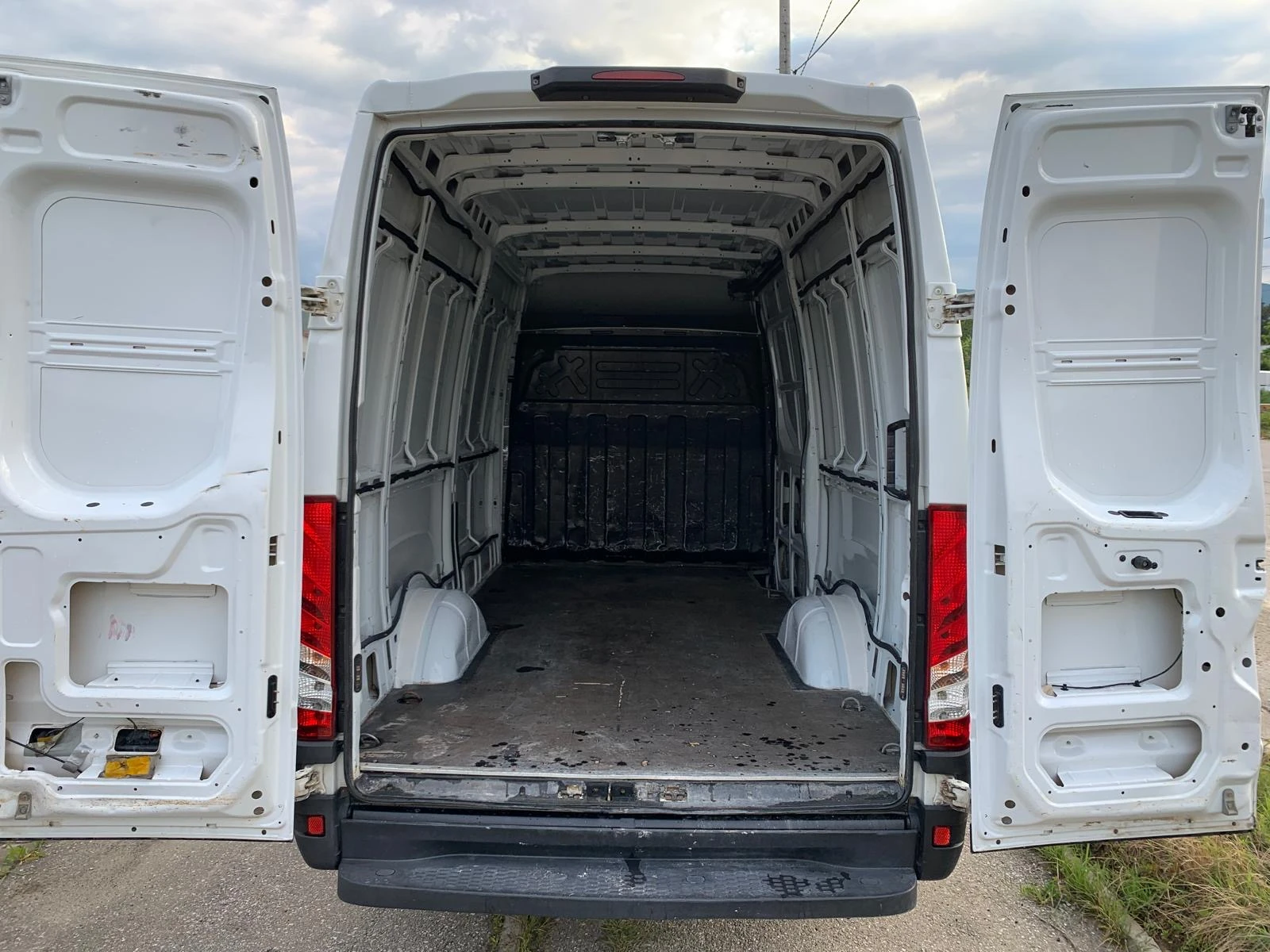 Iveco Daily 35-150 Климатик - изображение 8