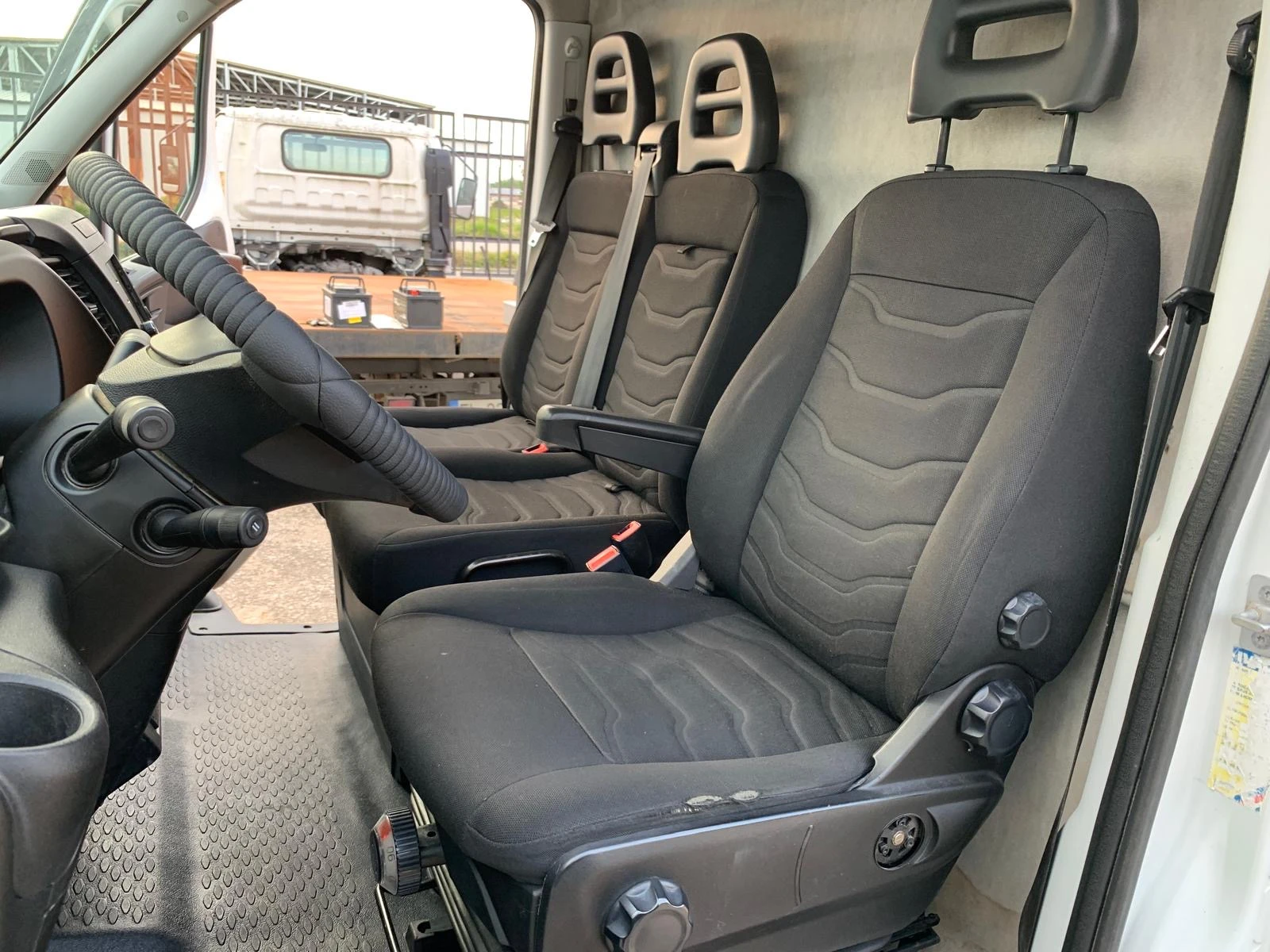 Iveco Daily 35-150  | Mobile.bg   16