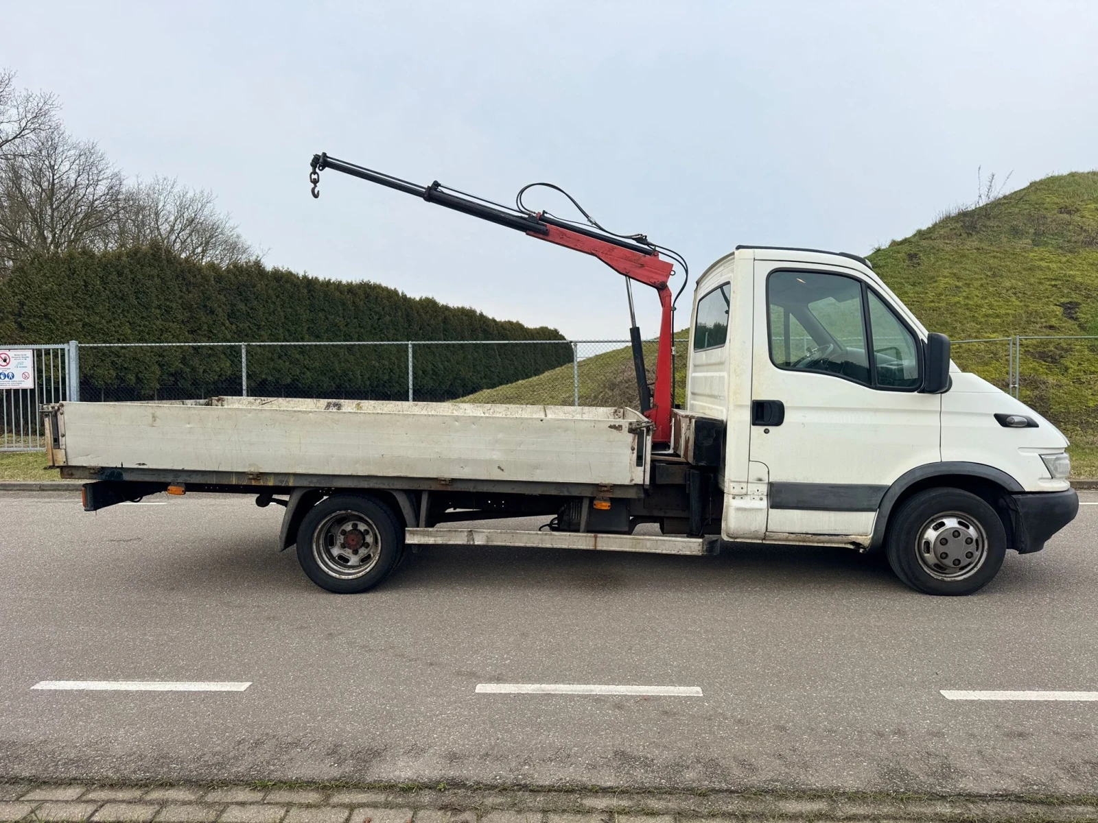 Iveco 2.8 КРАН, снимка 9 - Бусове и автобуси - 54634090