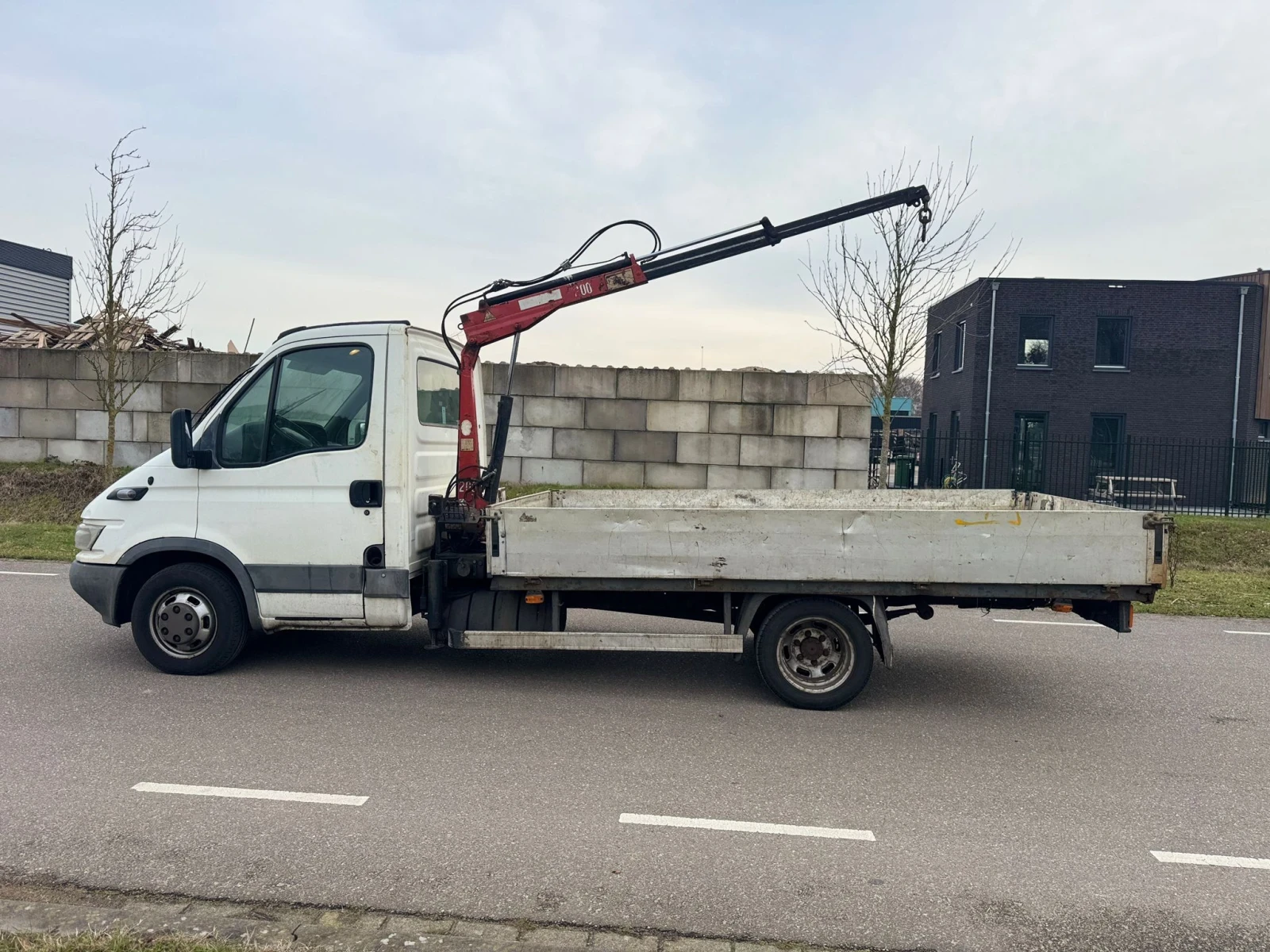 Iveco 2.8 КРАН, снимка 6 - Бусове и автобуси - 54634090