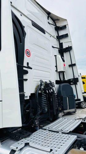     Renault T * 480*    * 