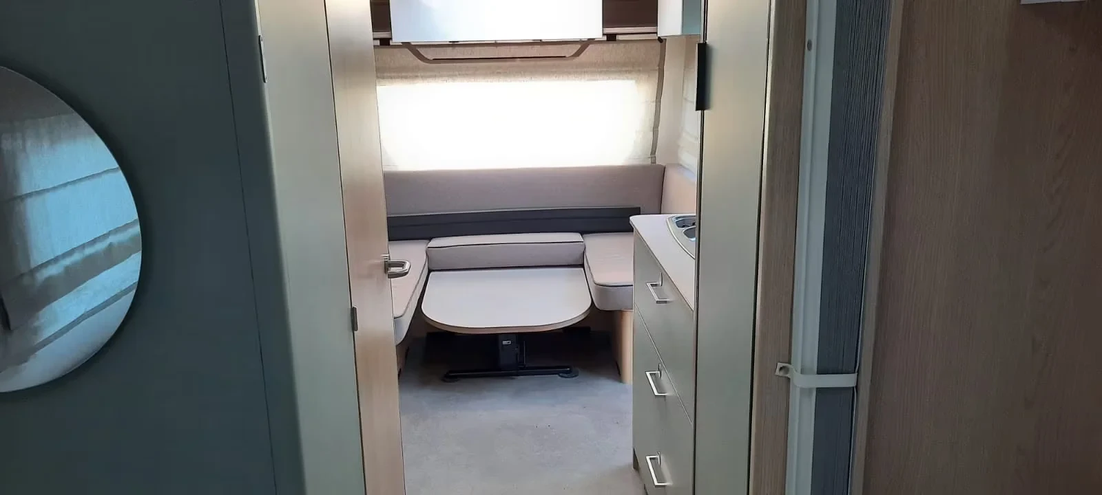 Каравана LMC Style 530 E - изображение 7